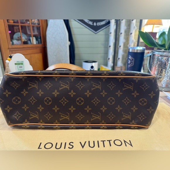 COPY - Louis Vuitton Monogram Horizonal Batignolies - Picture 2 of 14